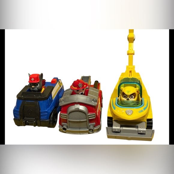 EUC PAW Patrol toys, including the Launch'N Haul PAW Patroller and 6 small sets - Picture 4 of 5